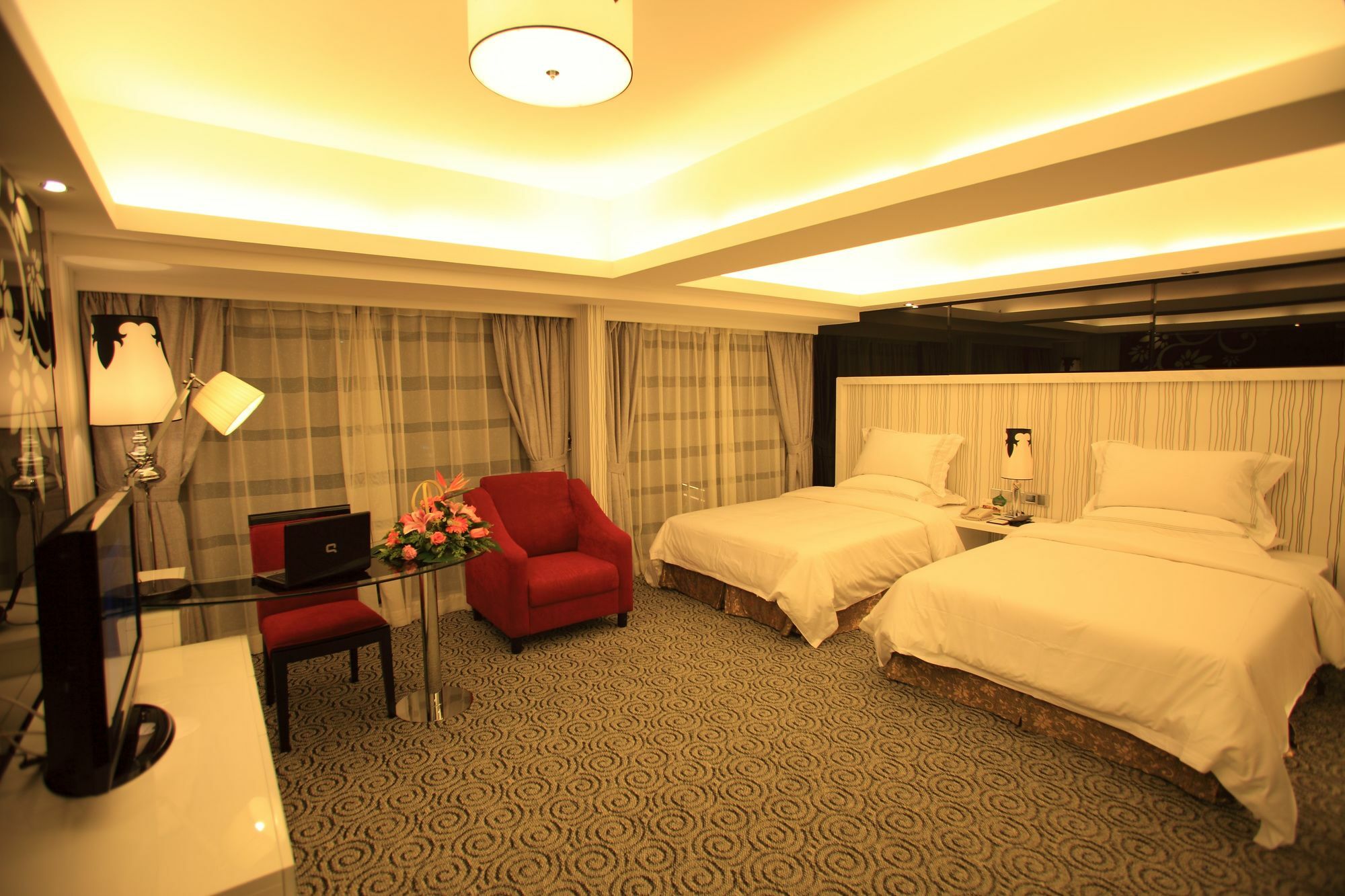 Perthden Hotel Shenzhen Exterior foto